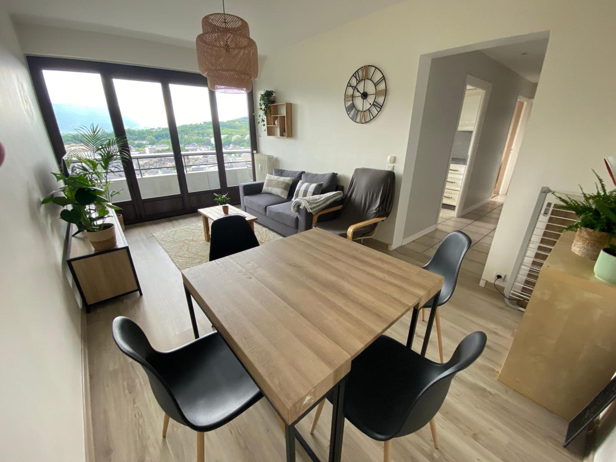 Apartment T2 Centre Avec Vue Imprenable Chambéry