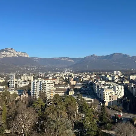 T2 Centre Ville Avec Vue Imprenable Chambery Exterior photo